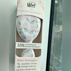 Love Shack Fancy mini wet brush by goody